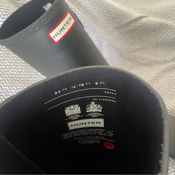 HUNTER RAIN BOOTS - black matte tall women’s size 7 - Picture 9 of 9